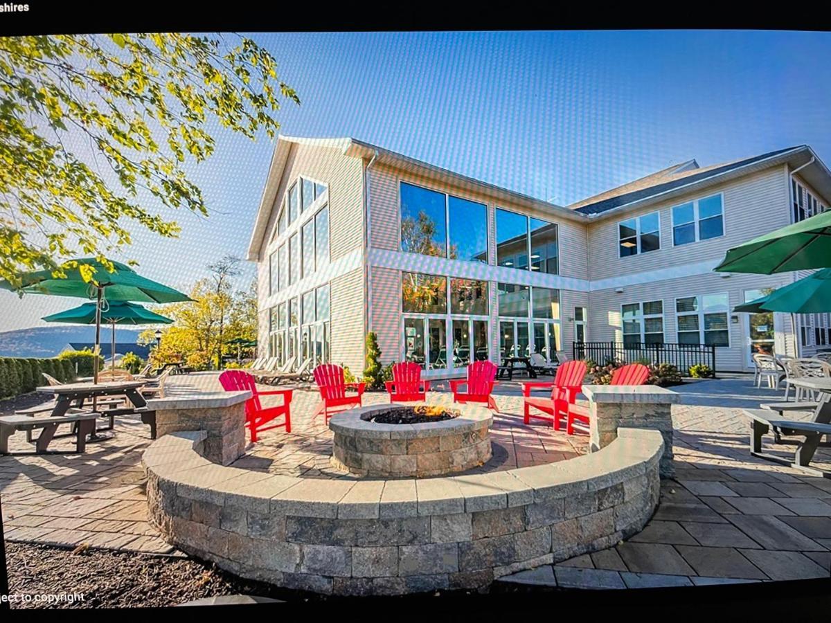 Vacation Village In The Berkshires แฮนค็อค ภายนอก รูปภาพ The Lake Campus
