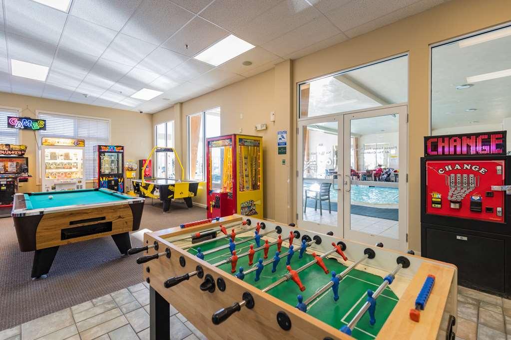 Vacation Village In The Berkshires แฮนค็อค สิ่งอำนวยความสะดวก รูปภาพ The game room at the Student Life Center