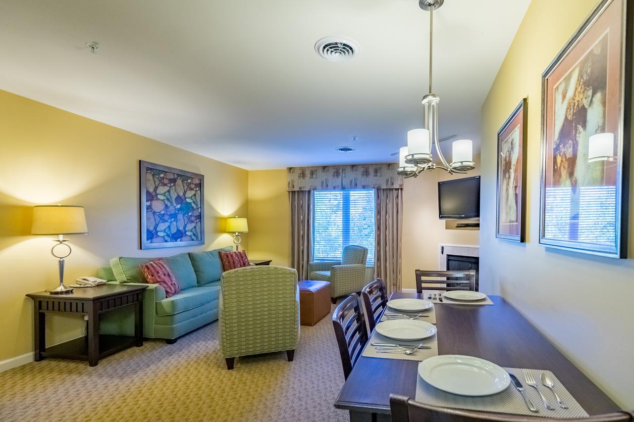 Vacation Village In The Berkshires แฮนค็อค ภายนอก รูปภาพ Living room